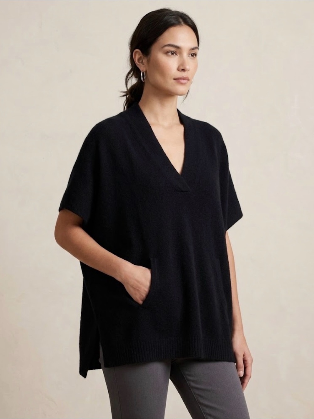 Pure Amici 100% Cashmere V-NecK Sweater Black Relaxed Fit , M